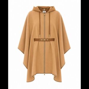 Moncler Women Logo Padded Cape